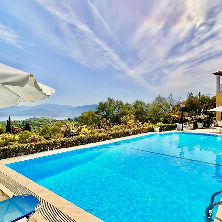 Bouritsa With Private Pool