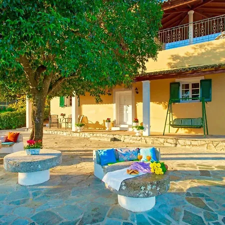 Villa Bouritsa With Private Pool *