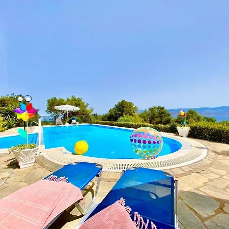 Bouritsa With Private Pool * Karyotikon
