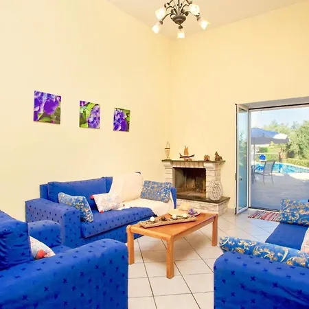 Bouritsa With Private Pool