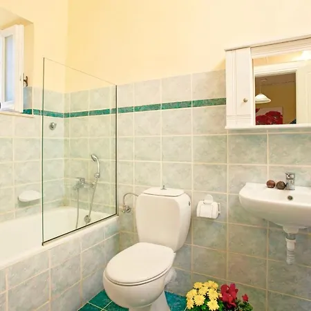 Bouritsa With Private Pool Villa Karyotikon